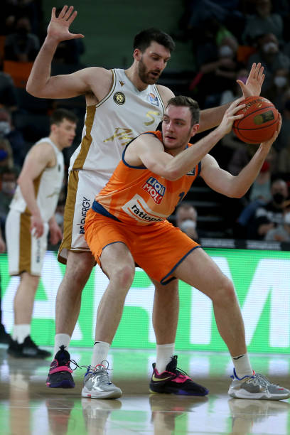 背景回顾 背景回顾