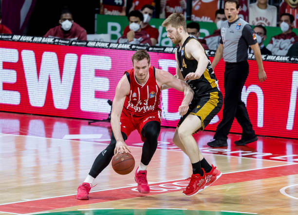 仅略高于场 仅略高于场